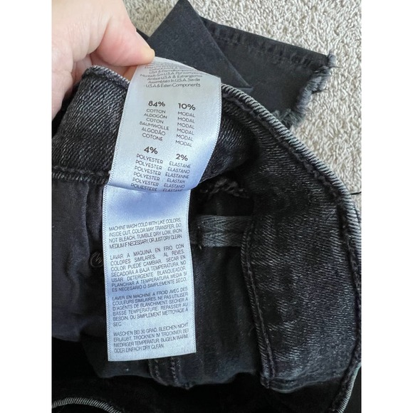 MOTHER The Weekender Fray Jeans - Picture 8 of 9